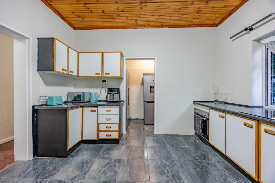 4 Bedroom Property for Sale in Mowbray Western Cape